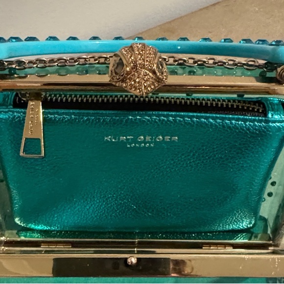 ✨💎RARE💎✨KURT GIEGER TWO IN ONE BOX CROSSBODY w/ DUSTY & GIFT - Picture 4 of 8